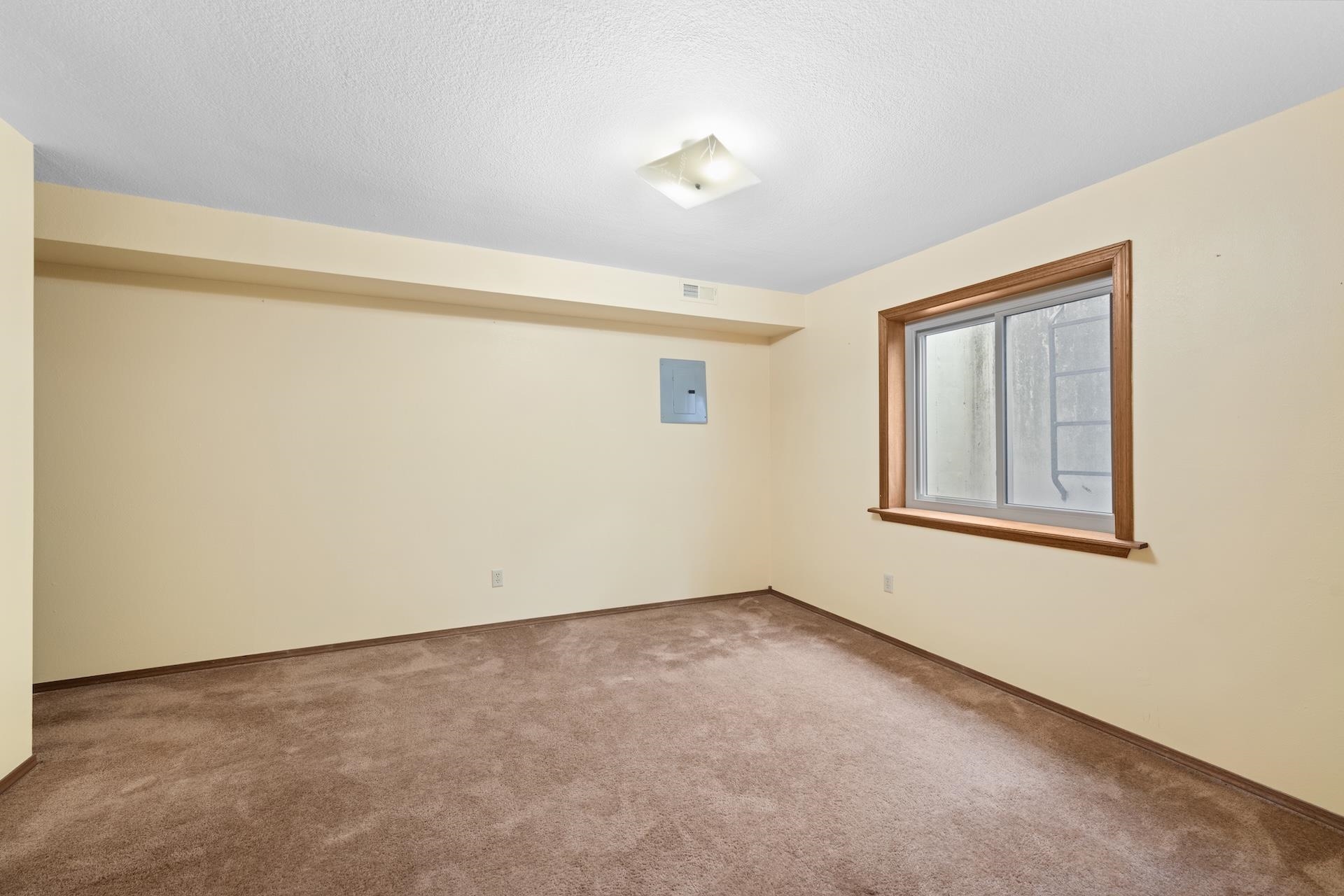 1816 E Fernwood Street Wichita KS 67216-2869