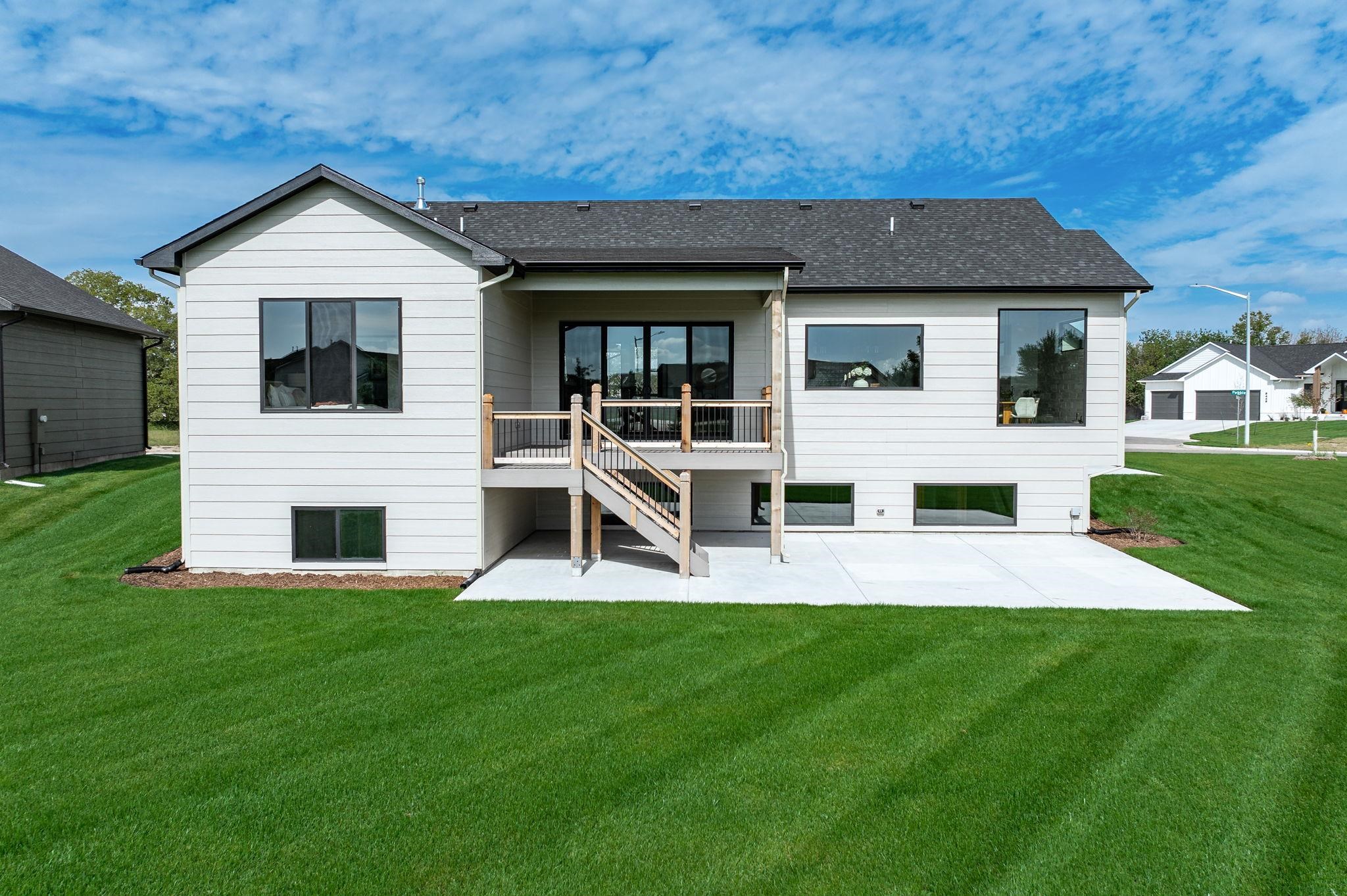 8499 W Pebble Street Maize KS 67101