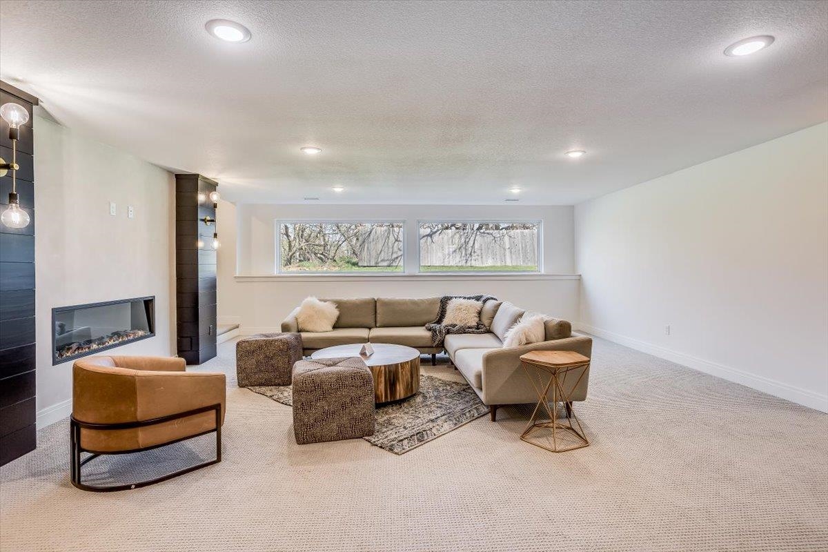 260 S Ciderbluff Circle Wichita KS 67052