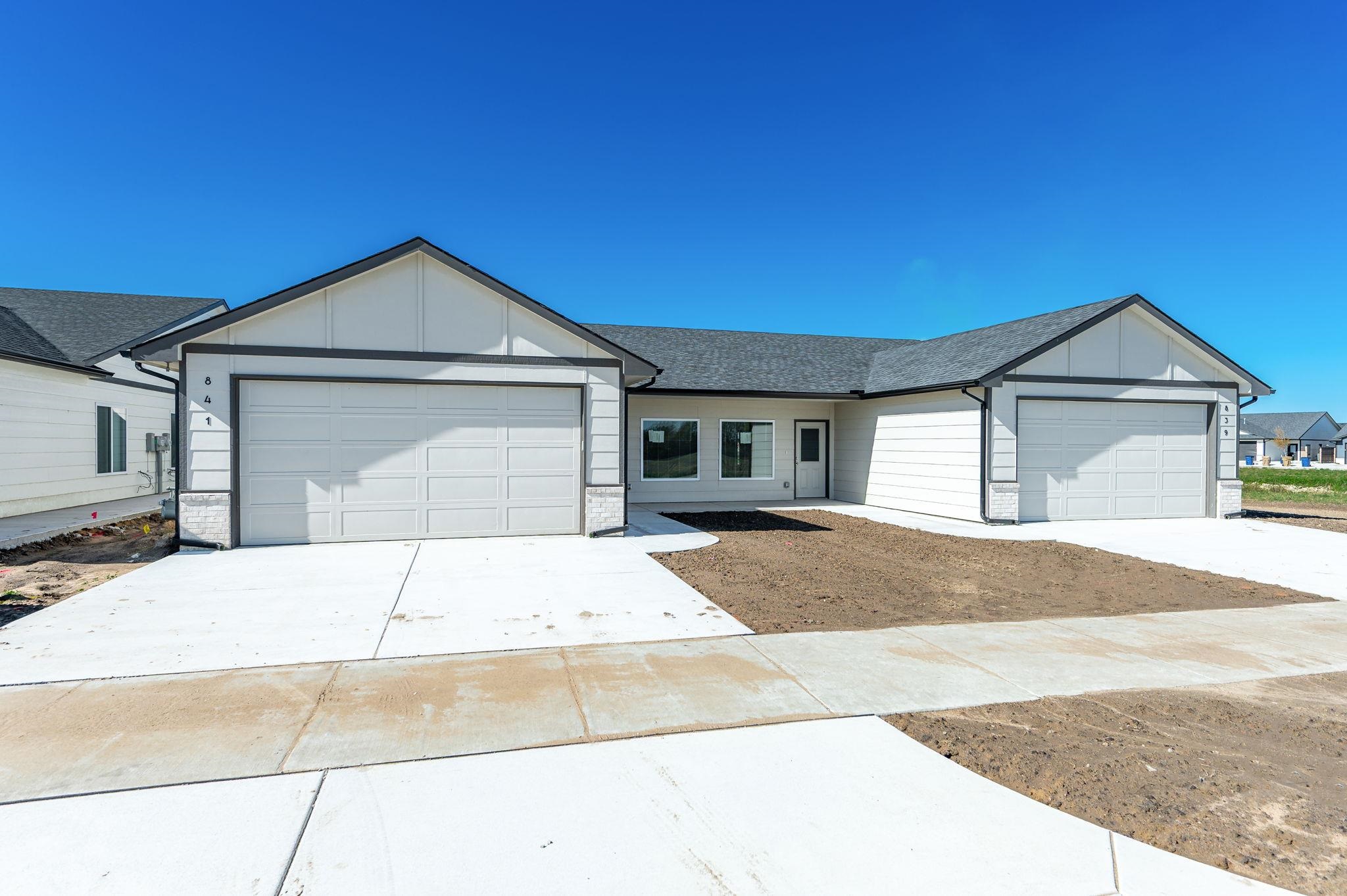 841 S Wybern Street Valley Center KS 67147-8977