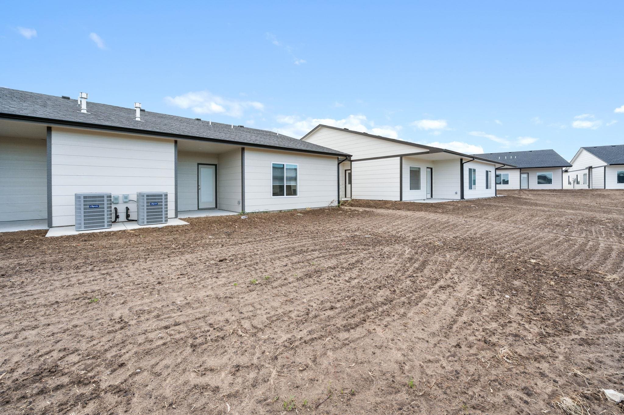 841 S Wybern Street Valley Center KS 67147-8977