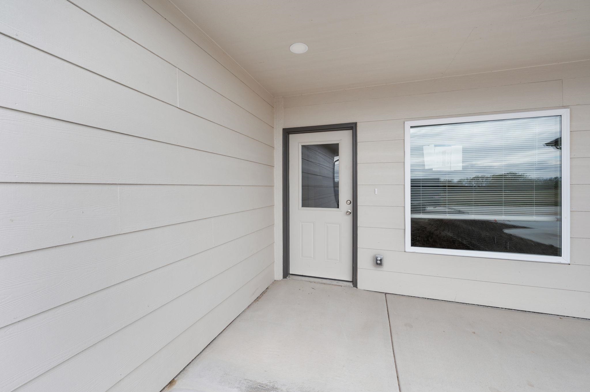 841 S Wybern Street Valley Center KS 67147-8977