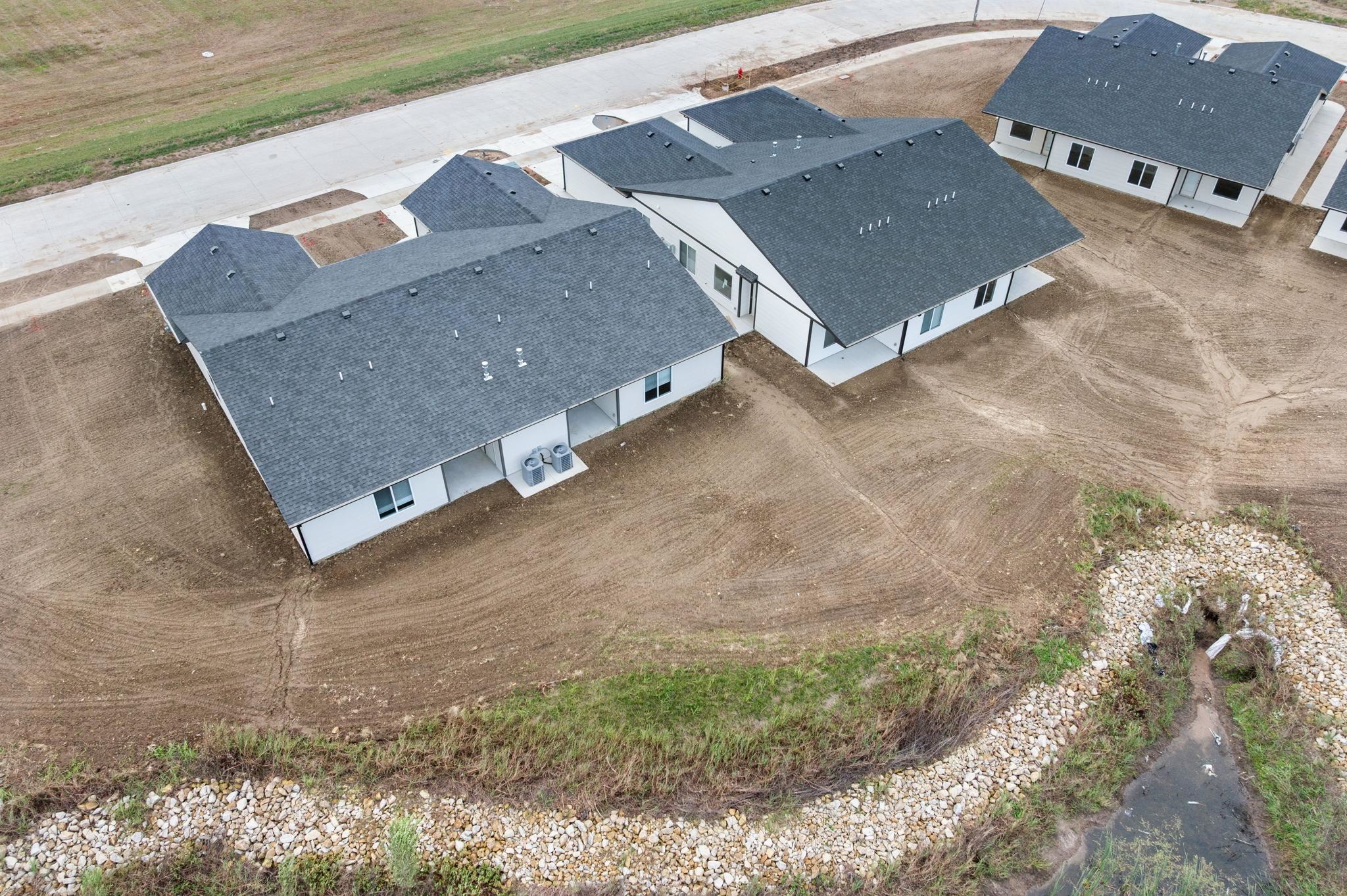 841 S Wybern Street Valley Center KS 67147-8977