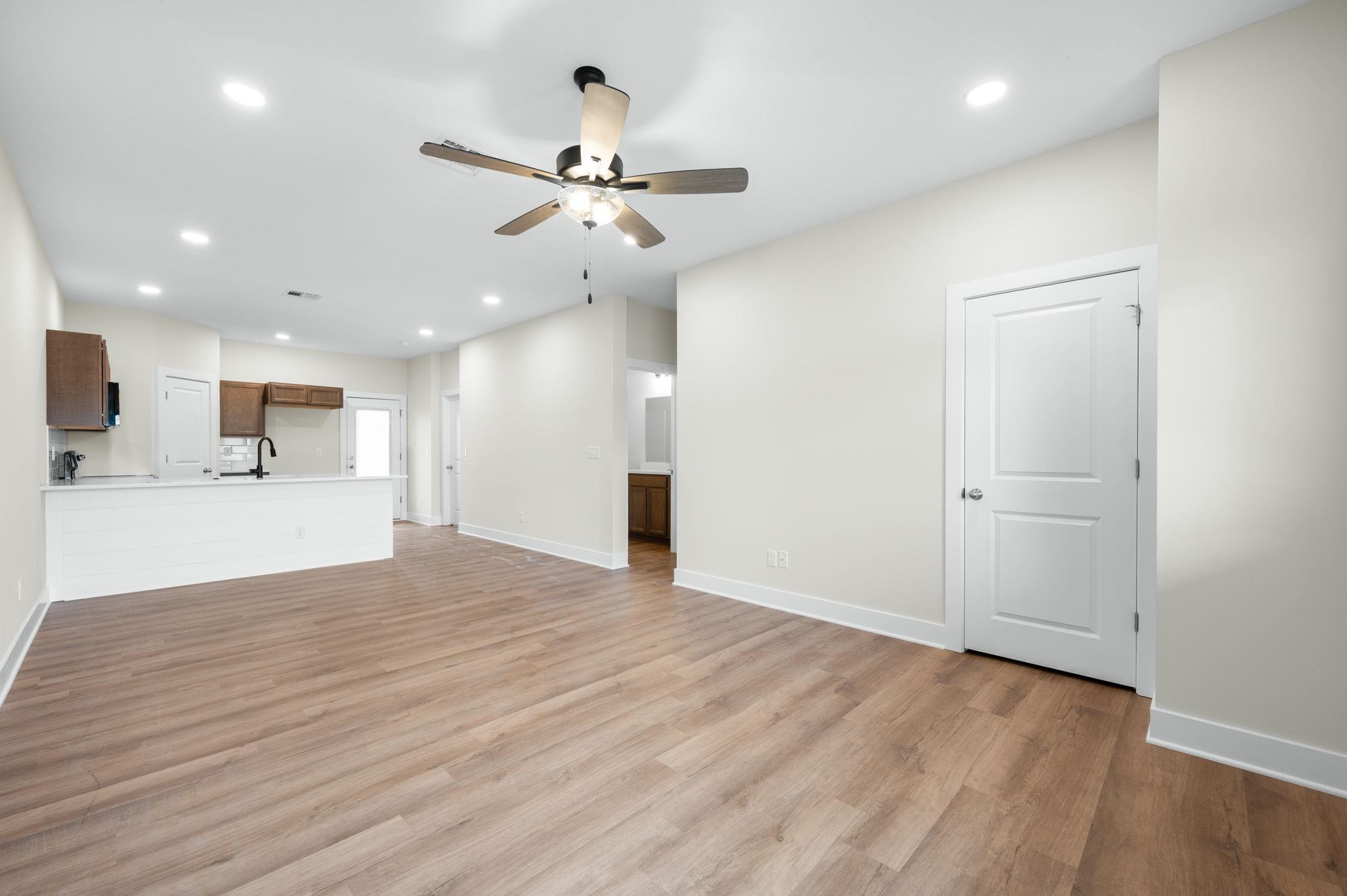 841 S Wybern Street Valley Center KS 67147-8977
