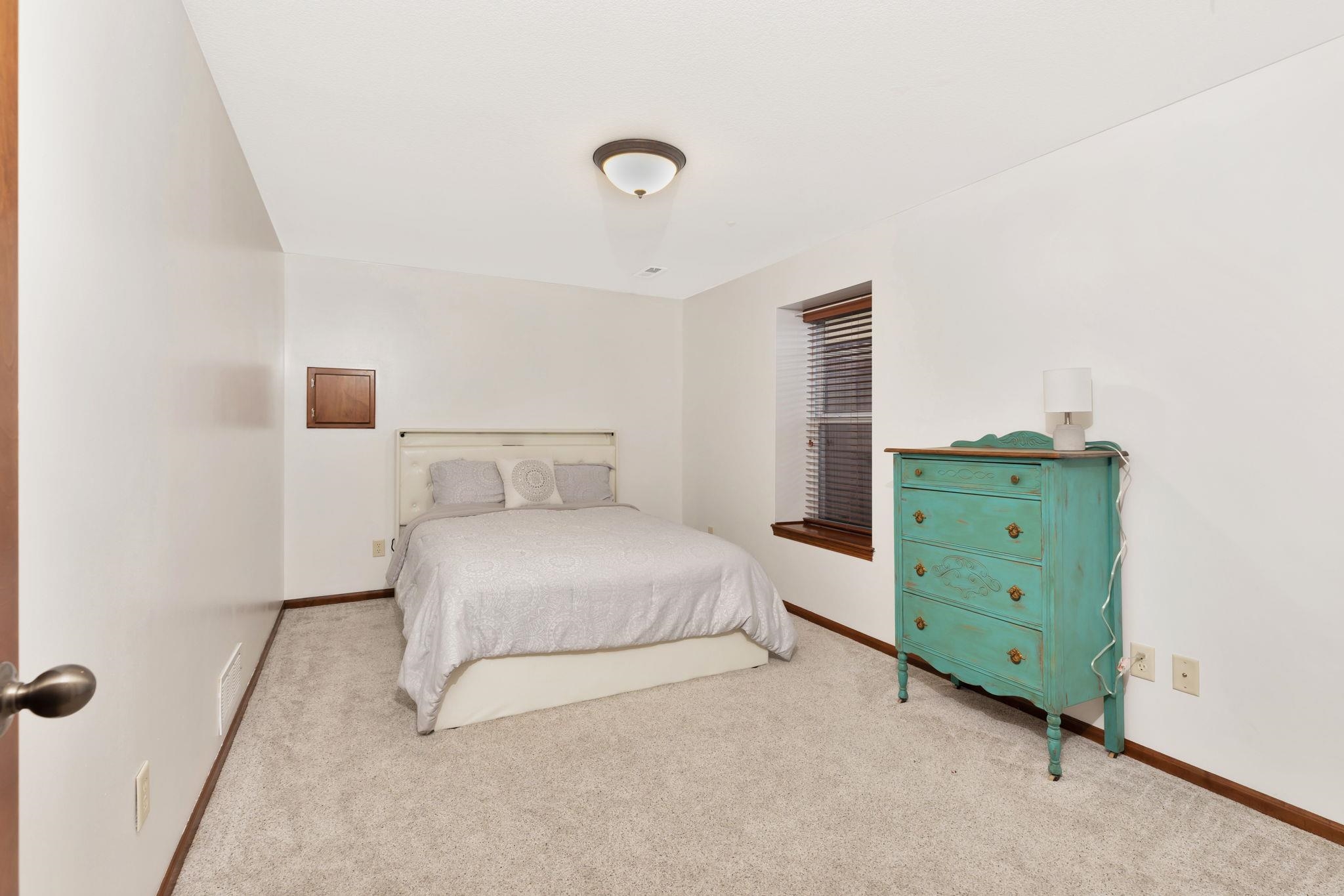 812 N Bel Arbor Court Derby KS 67037