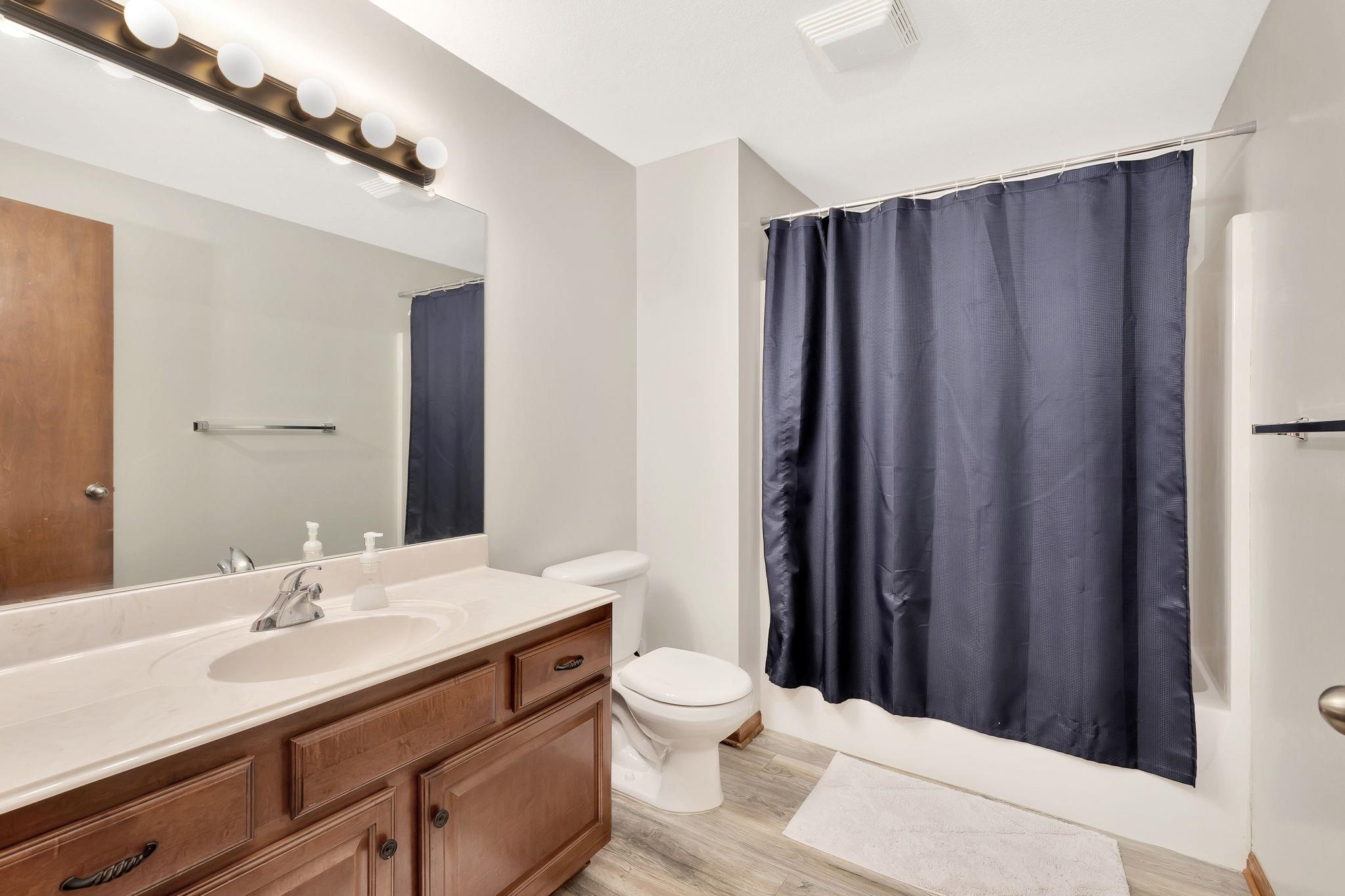 812 N Bel Arbor Court Derby KS 67037