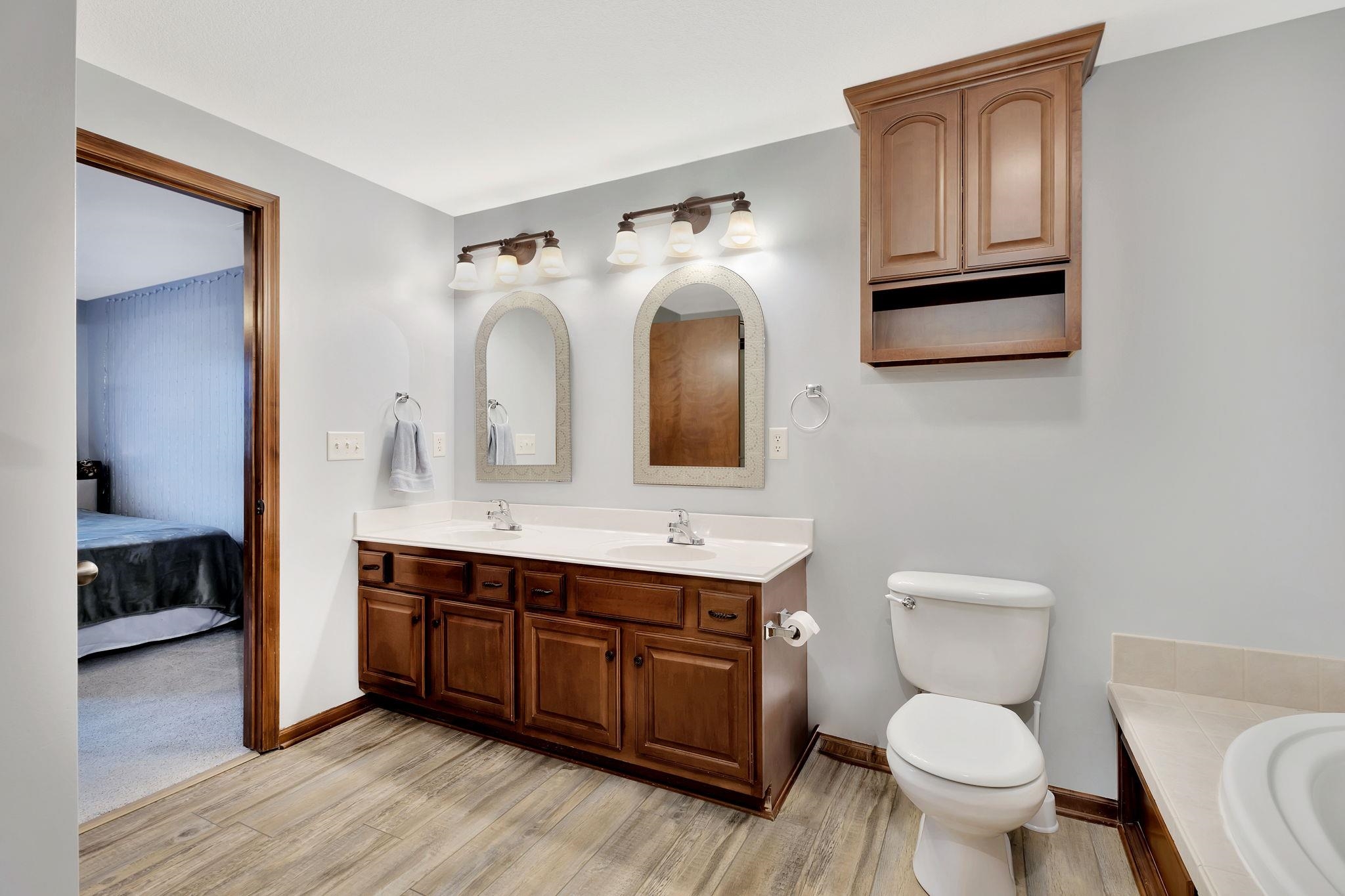 812 N Bel Arbor Court Derby KS 67037