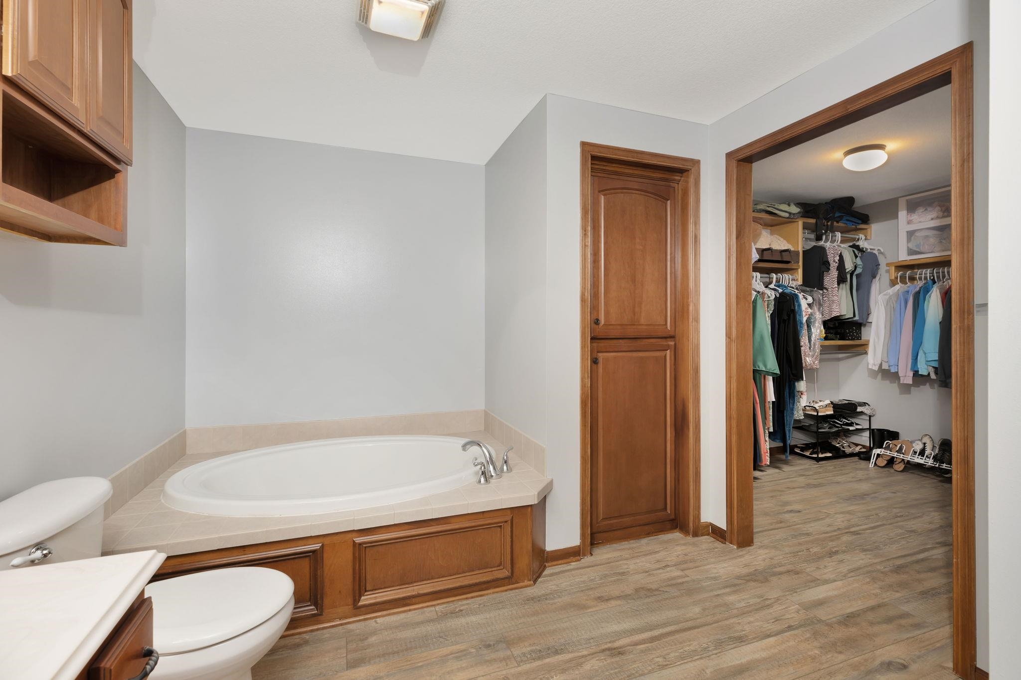 812 N Bel Arbor Court Derby KS 67037