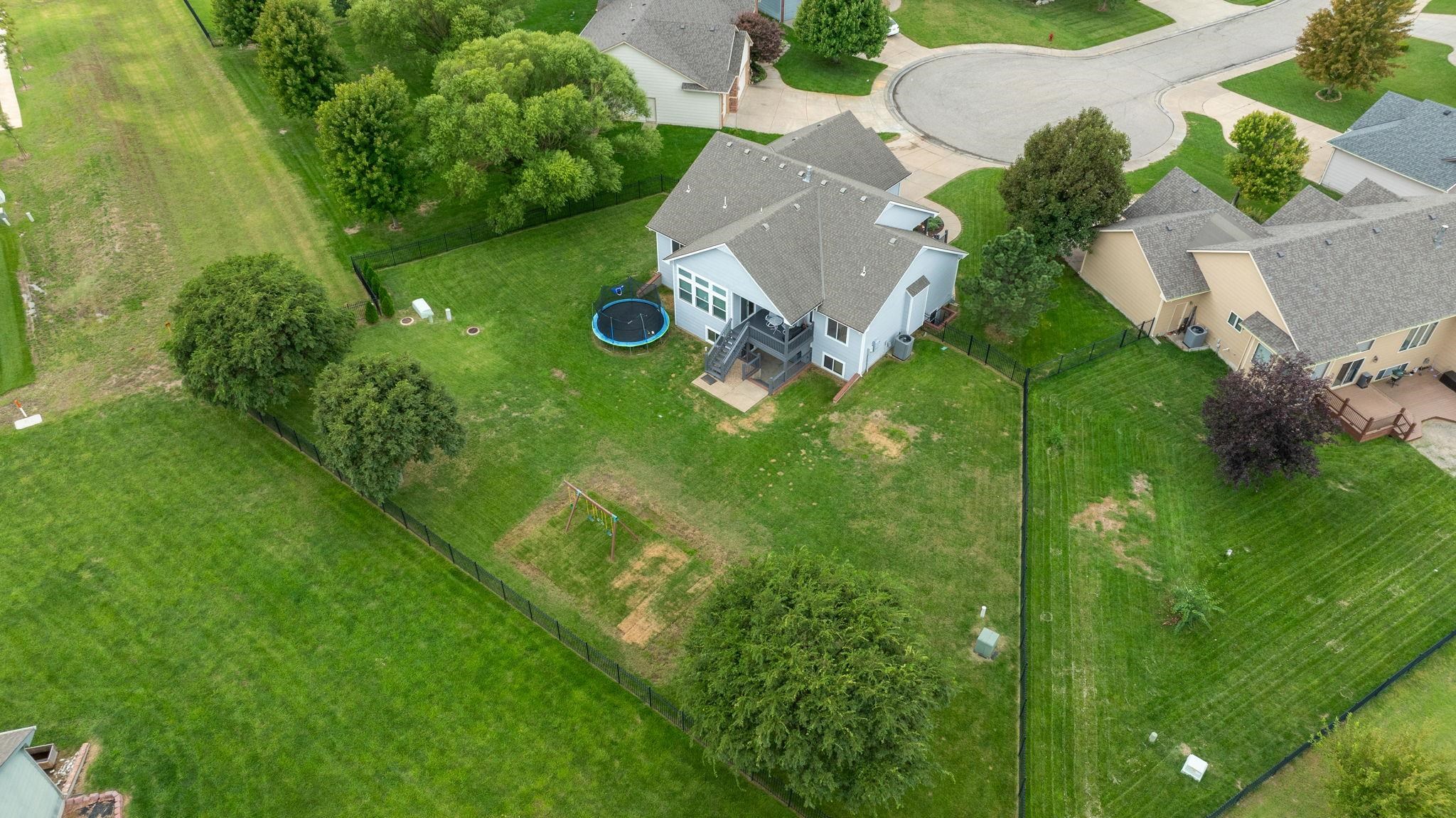 812 N Bel Arbor Court Derby KS 67037