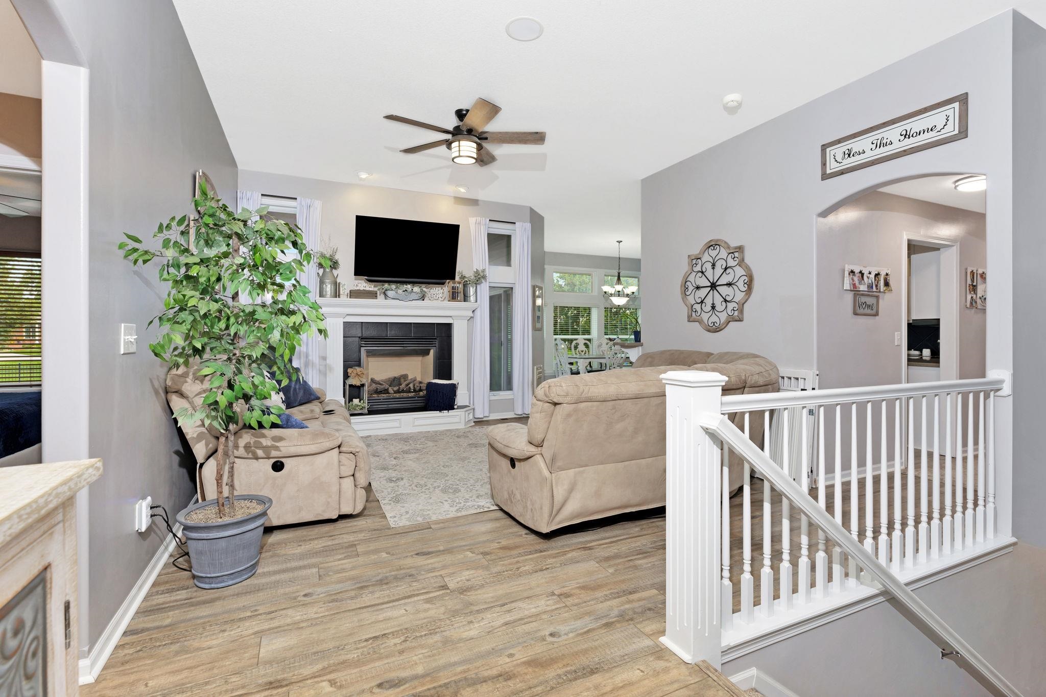 812 N Bel Arbor Court Derby KS 67037