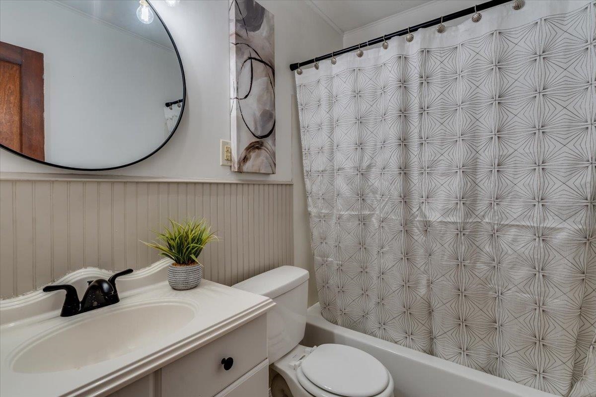 153 S Mccomas Wichita KS 67213