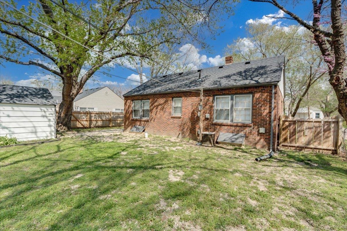 153 S Mccomas Wichita KS 67213