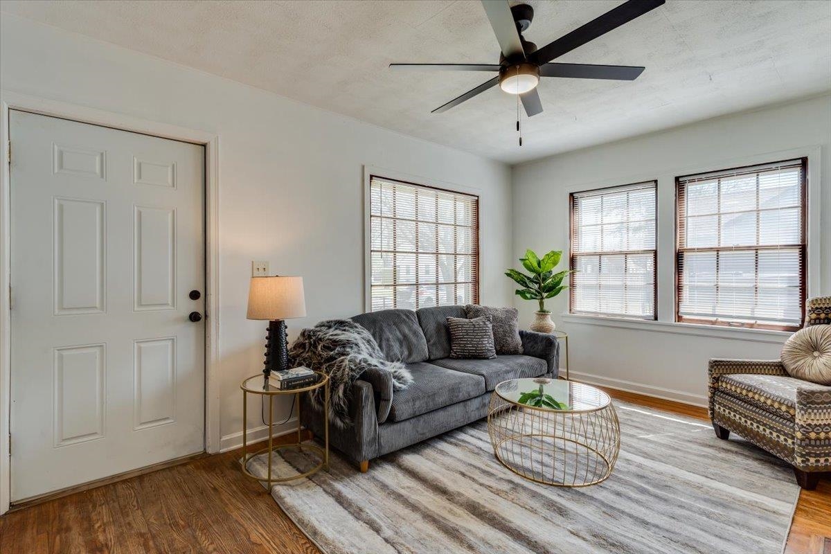 153 S Mccomas Wichita KS 67213