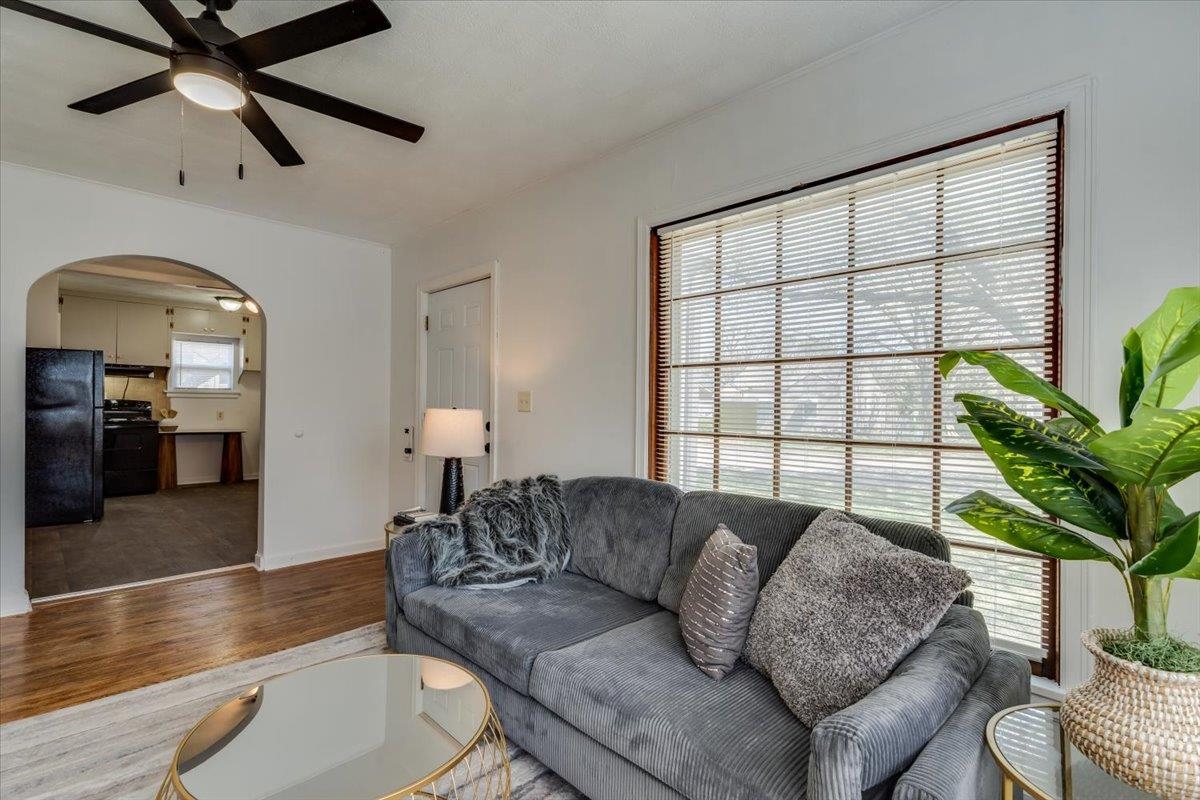 153 S Mccomas Wichita KS 67213