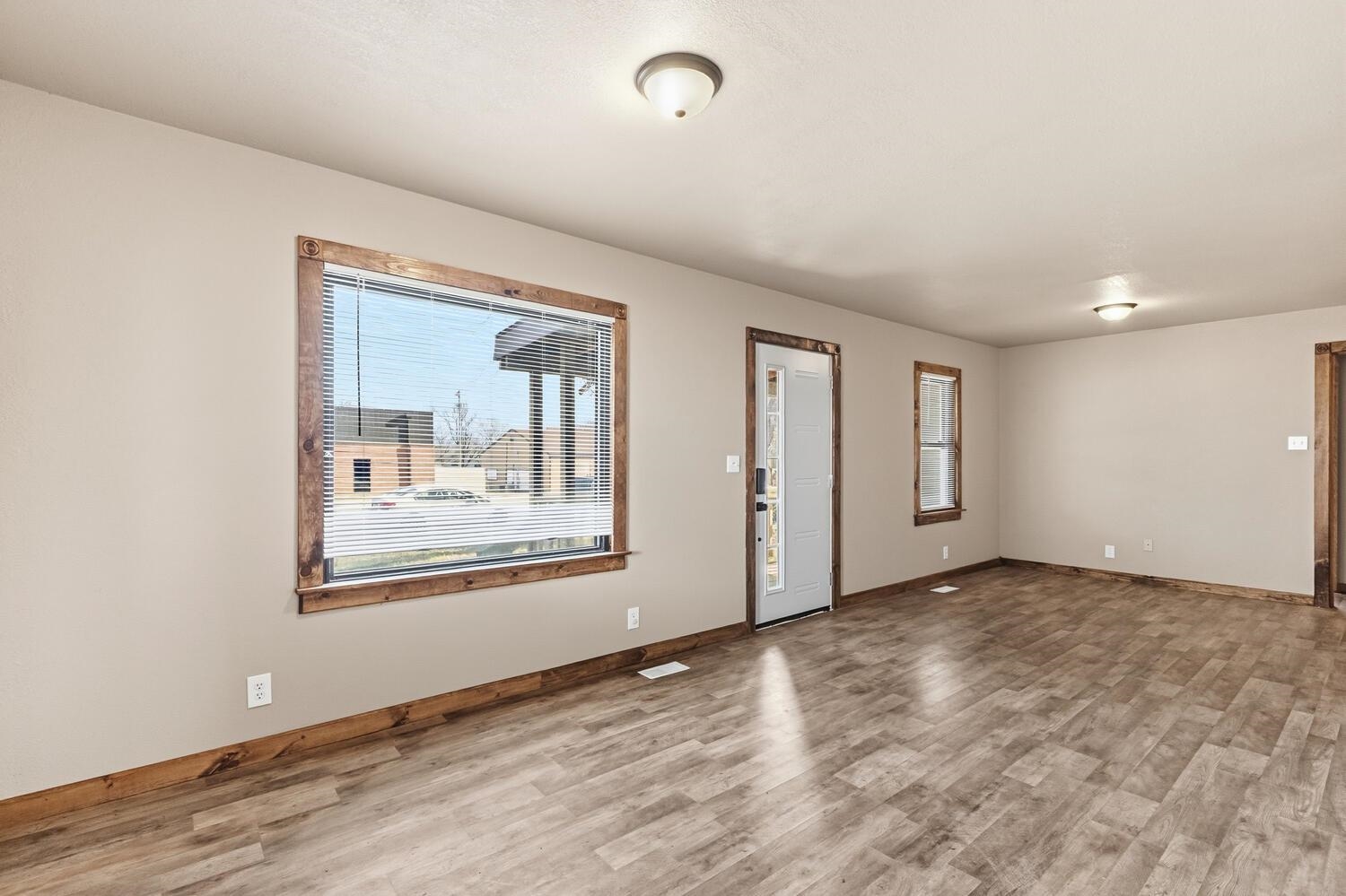 131 S Prospect Avenue Clearwater KS 67026-2601