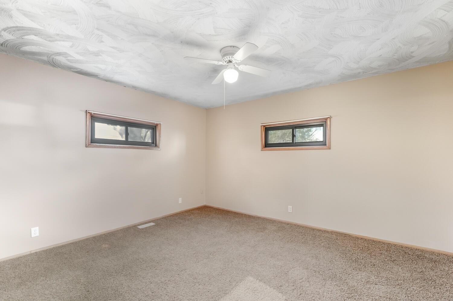 131 S Prospect Avenue Clearwater KS 67026-2601