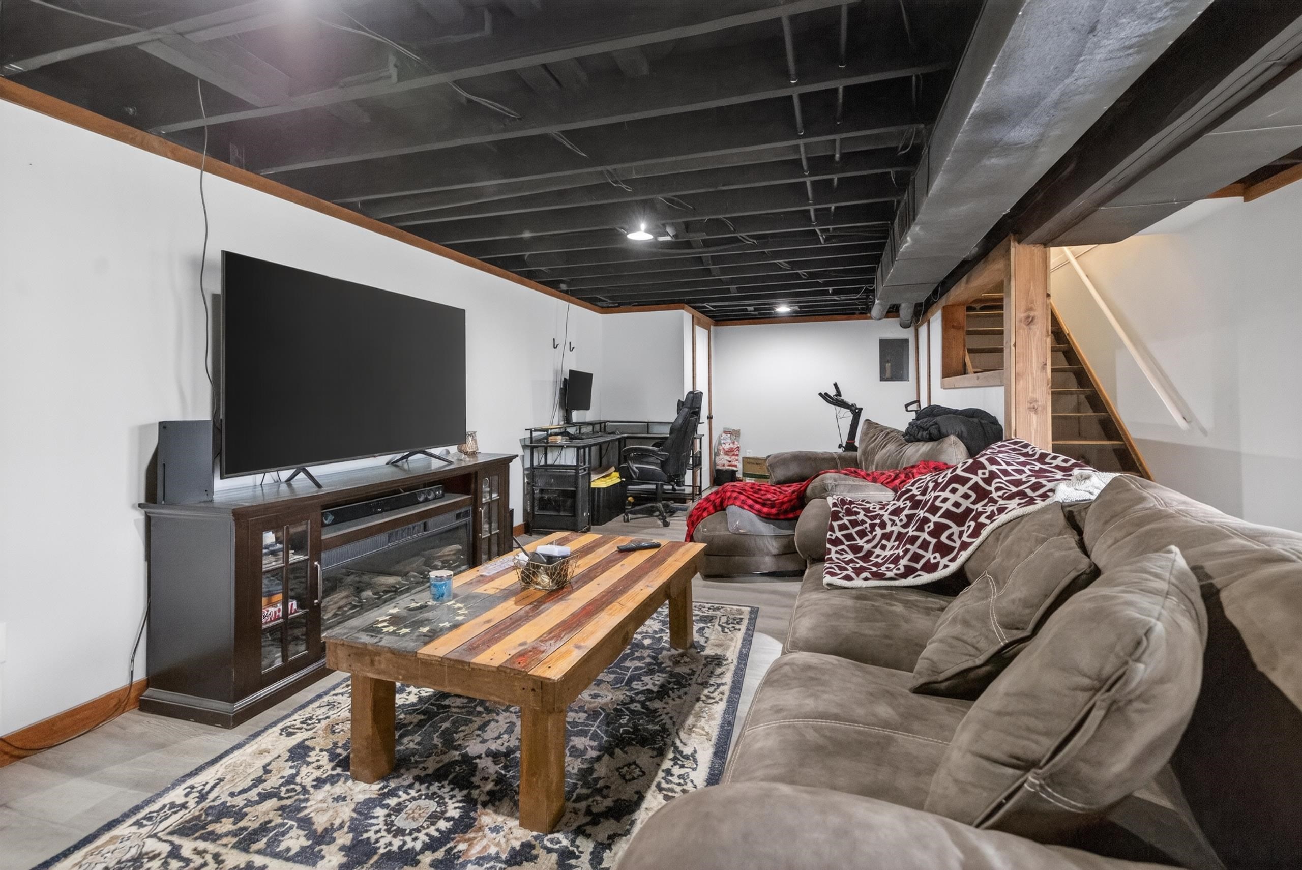 15798 S Prairie Creek Road Rose Hill KS 67133