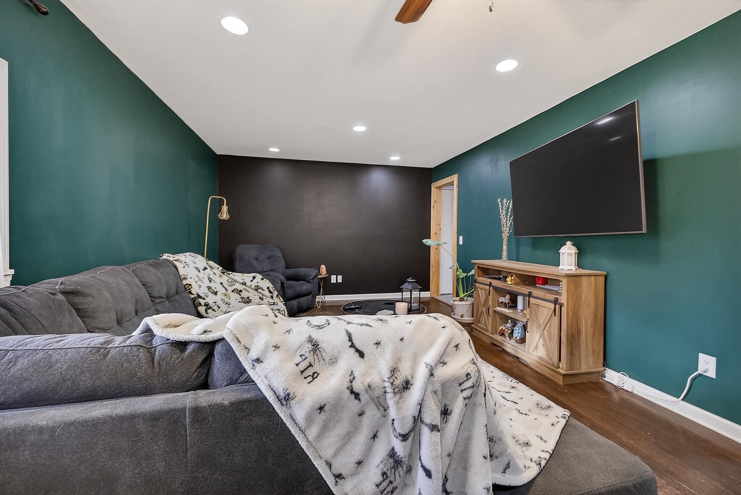 15798 S Prairie Creek Road Rose Hill KS 67133