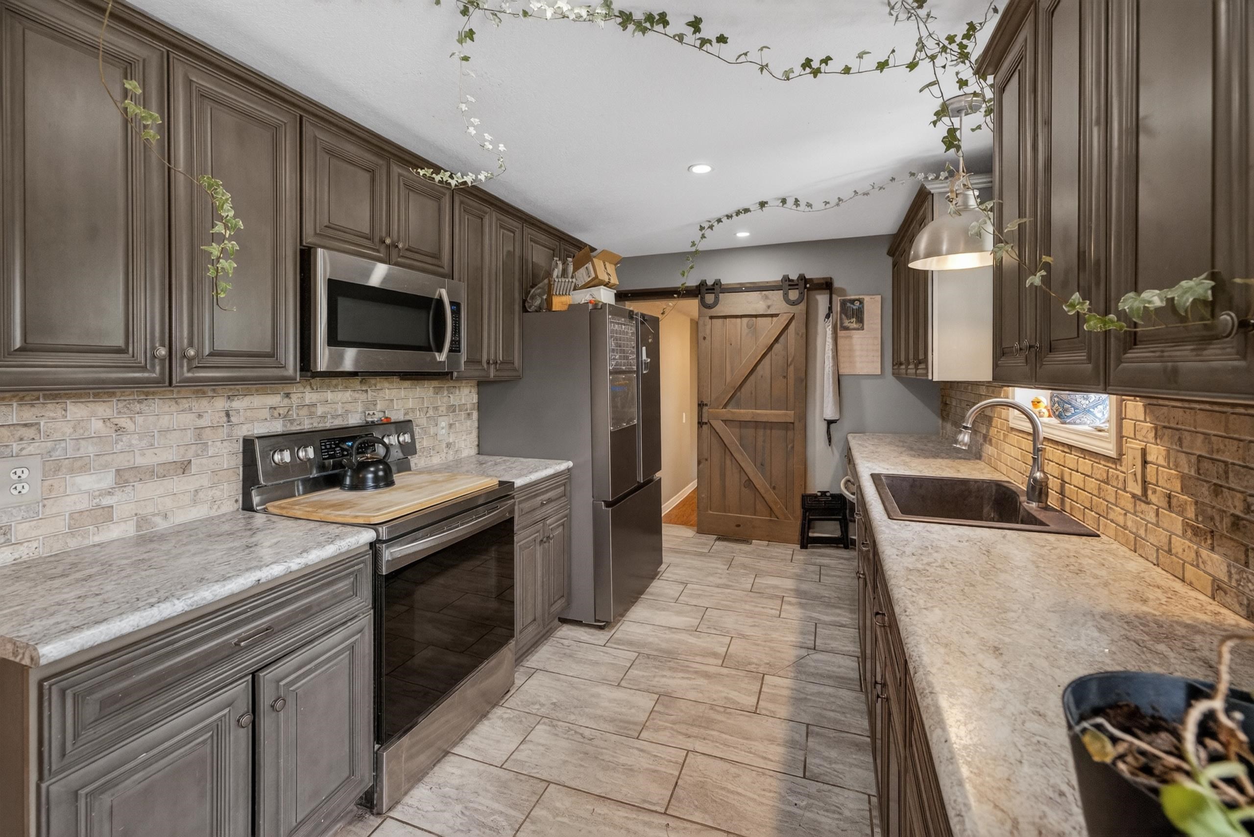 15798 S Prairie Creek Road Rose Hill KS 67133