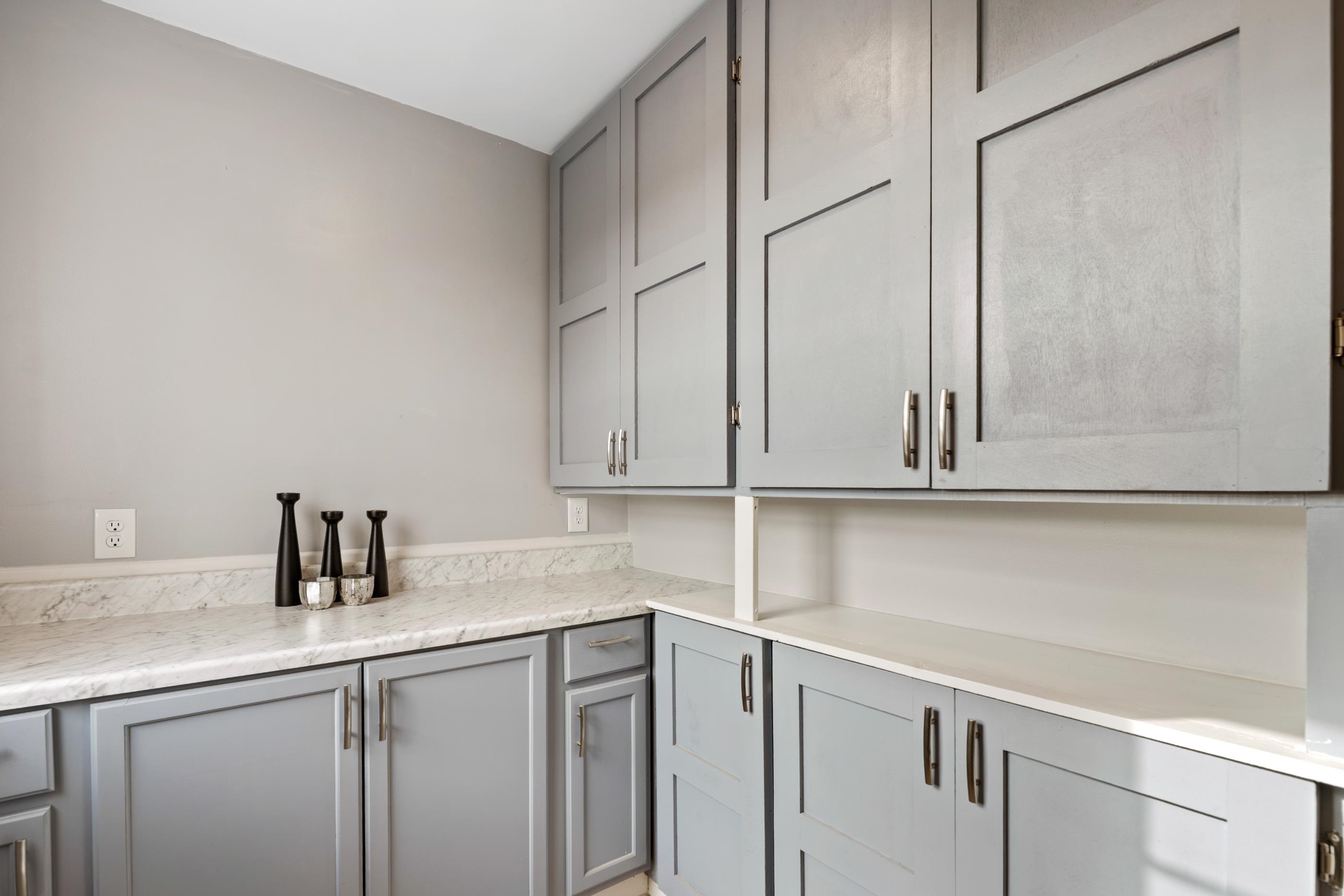 833 S Poplar Street Wichita KS 67211