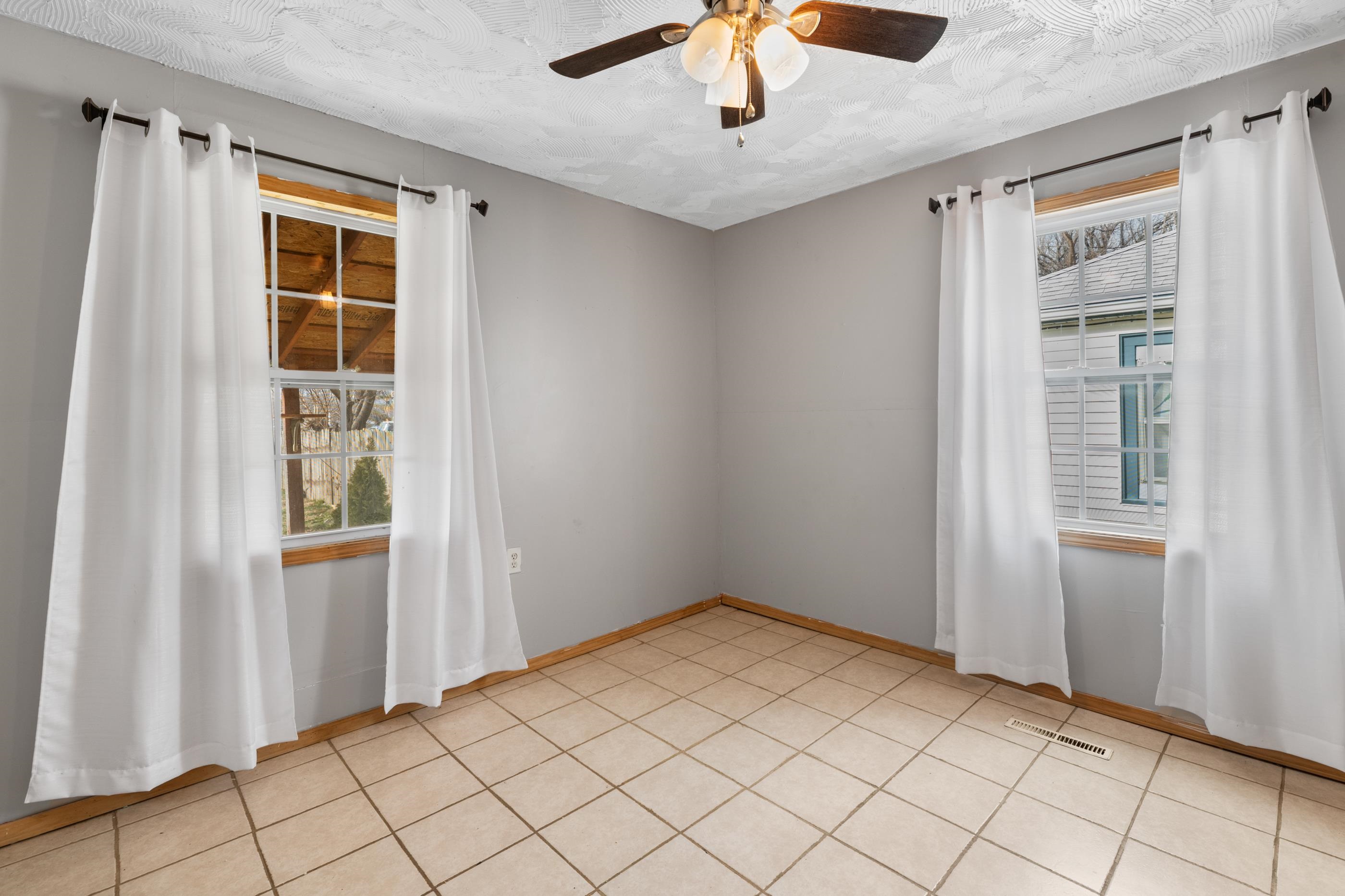 833 S Poplar Street Wichita KS 67211