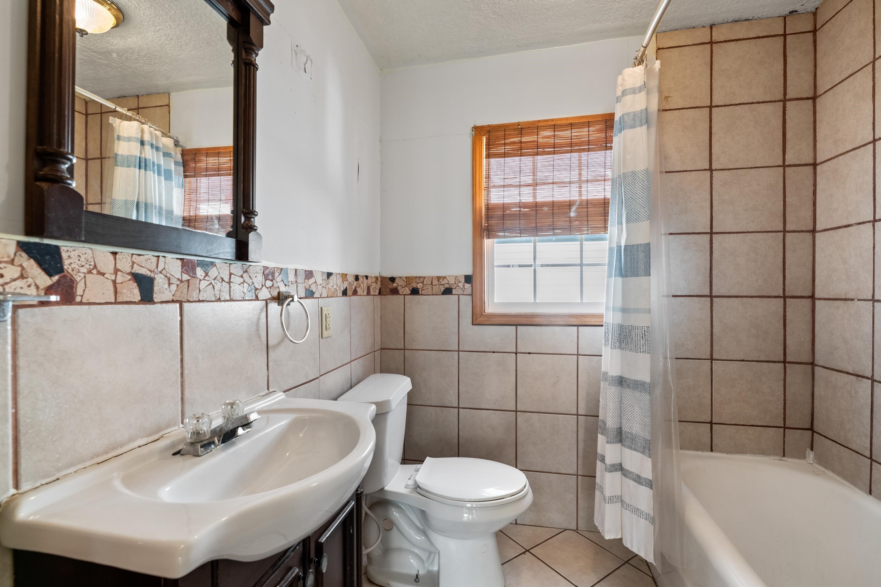 833 S Poplar Street Wichita KS 67211