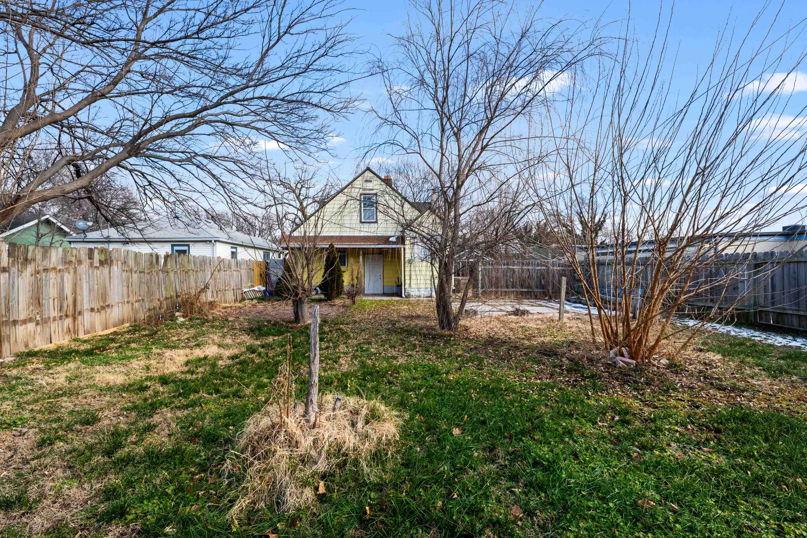 833 S Poplar Street Wichita KS 67211