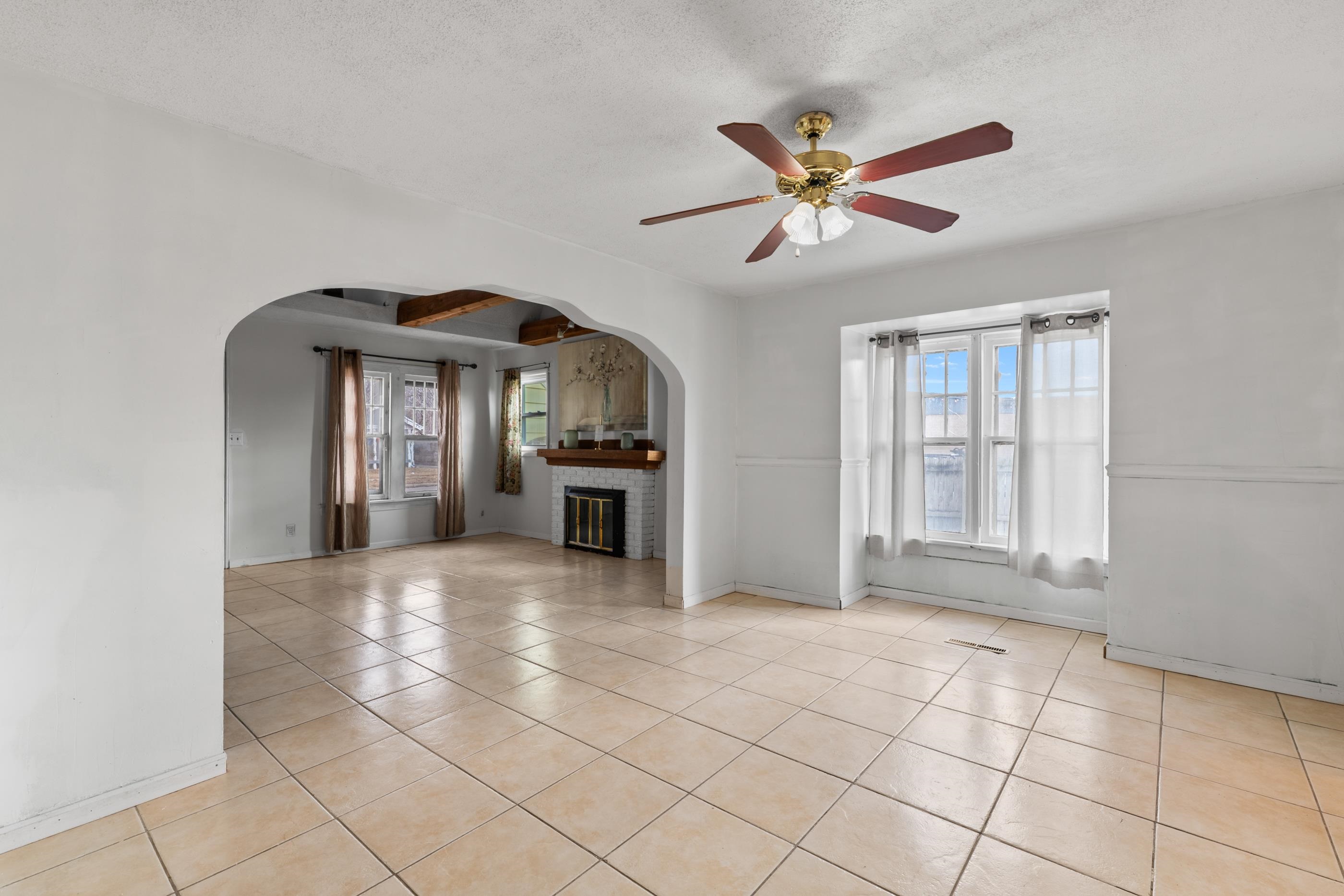 833 S Poplar Street Wichita KS 67211