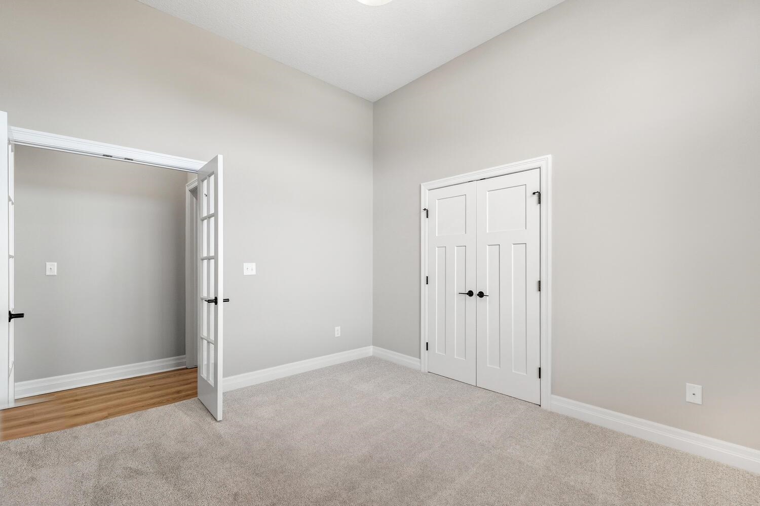 8485 E Deer Run Bel Aire KS 67226