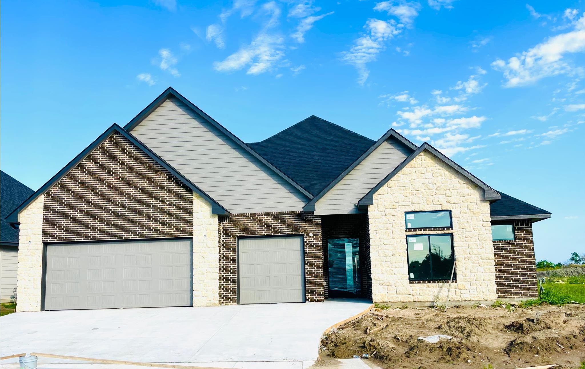 8485 E Deer Run Bel Aire KS 67226