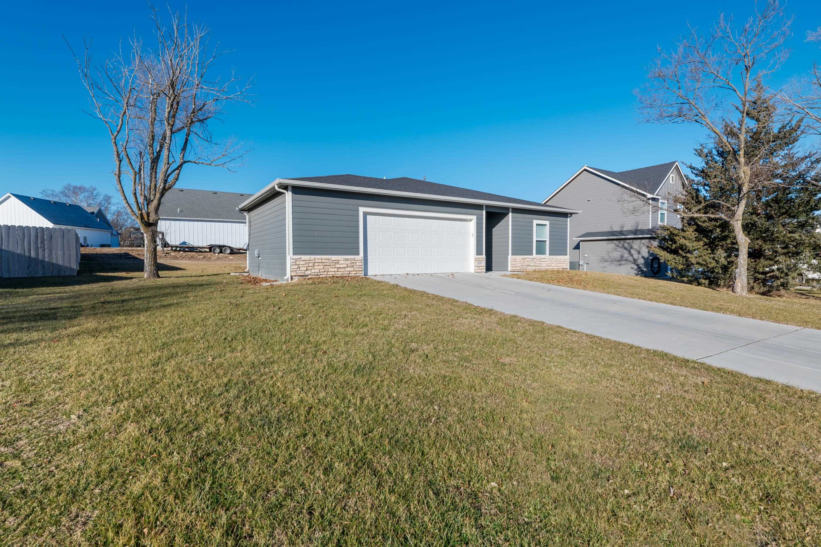 1335 E Skyview Drive El Dorado KS 67042