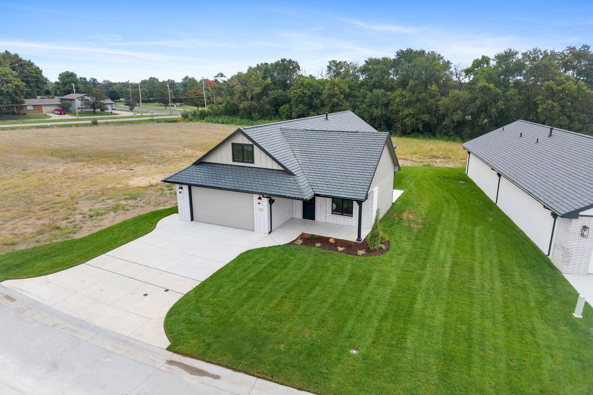 6134 N Hiebert Drive Park City KS 67219