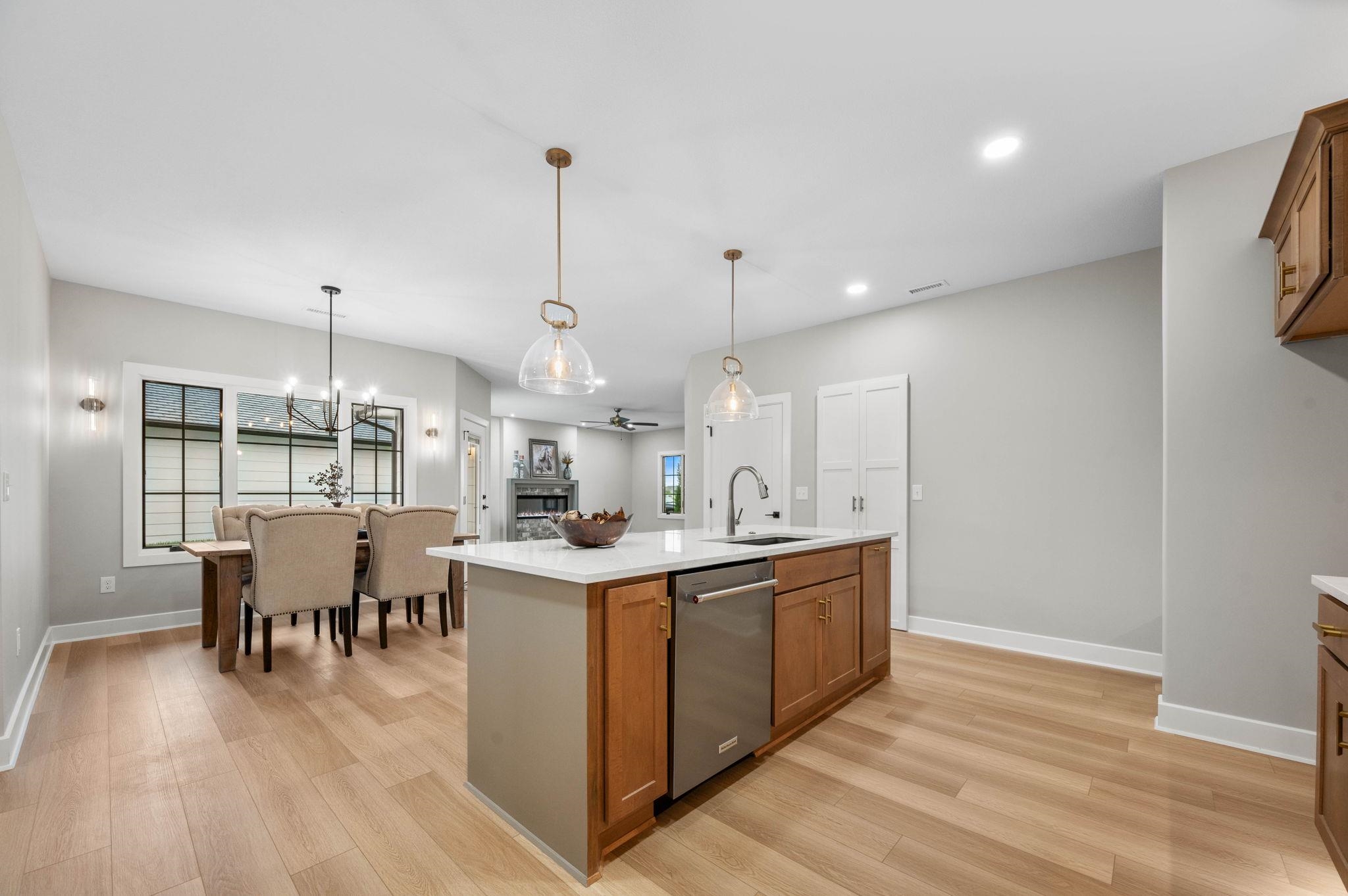 6134 N Hiebert Drive Park City KS 67219