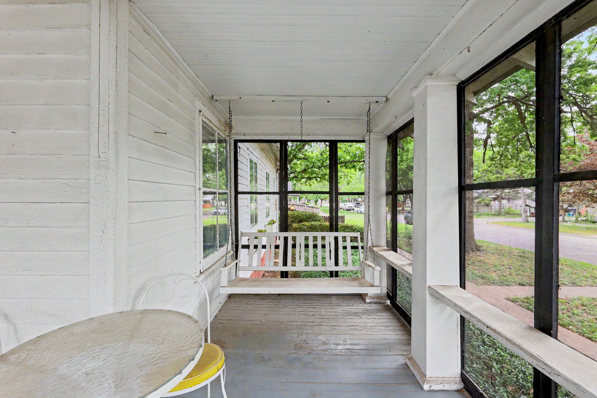 621 E 7th Newton KS 67114
