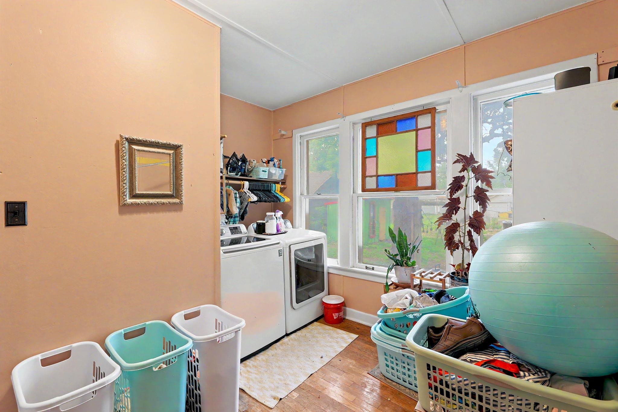 621 E 7th Newton KS 67114