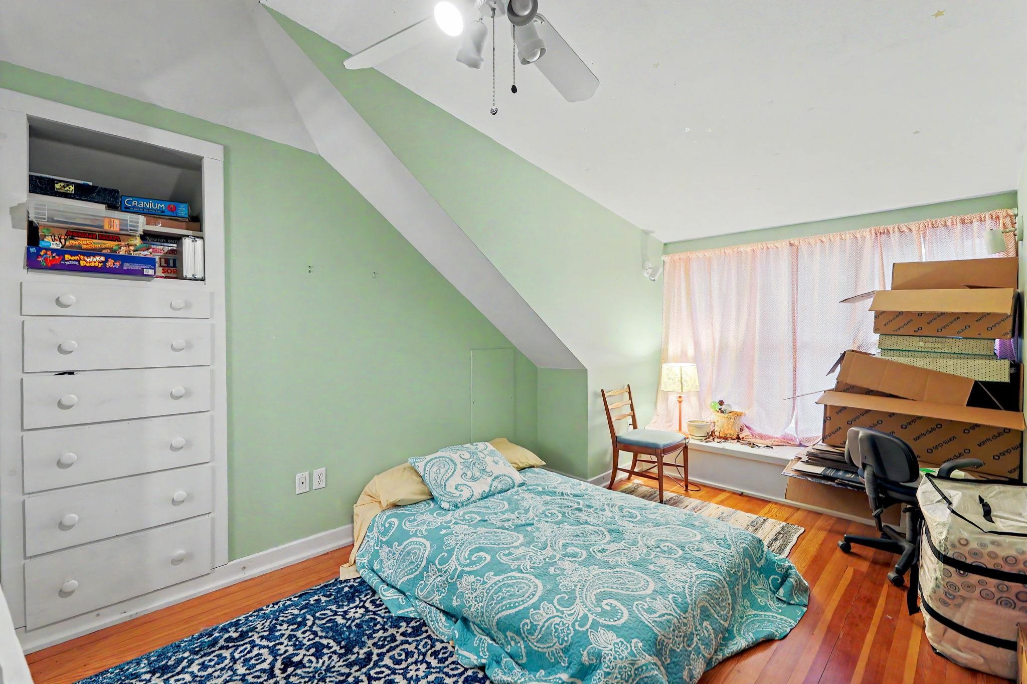 621 E 7th Newton KS 67114