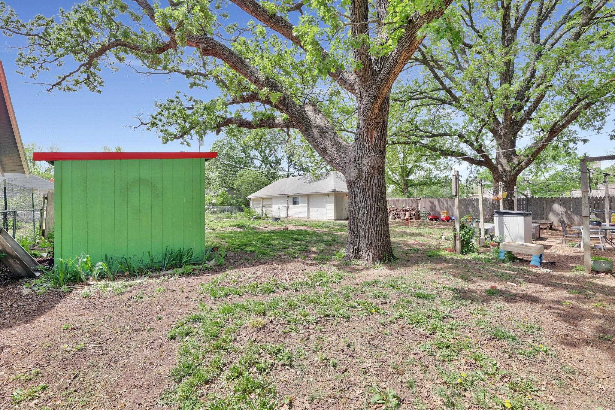 621 E 7th Newton KS 67114