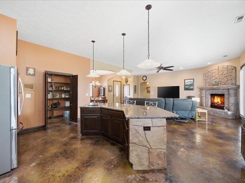 601 Stone Lake Circle Augusta KS 67010