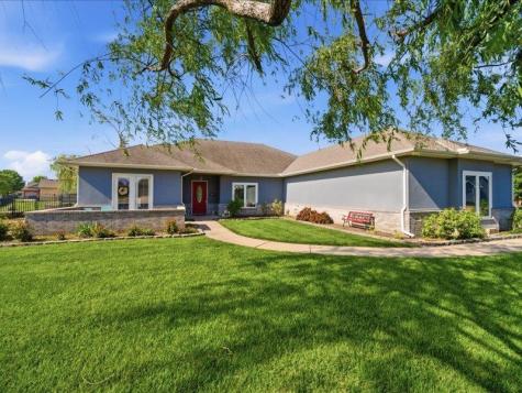 601 Stone Lake Circle Augusta KS 67010