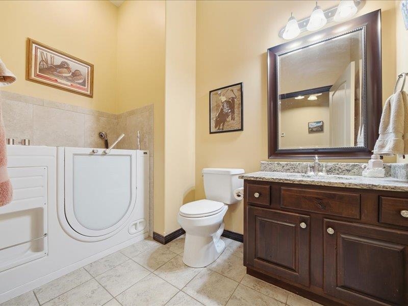 601 Stone Lake Circle Augusta KS 67010