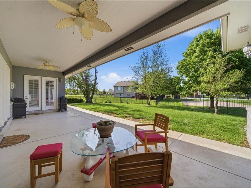 601 Stone Lake Circle Augusta KS 67010