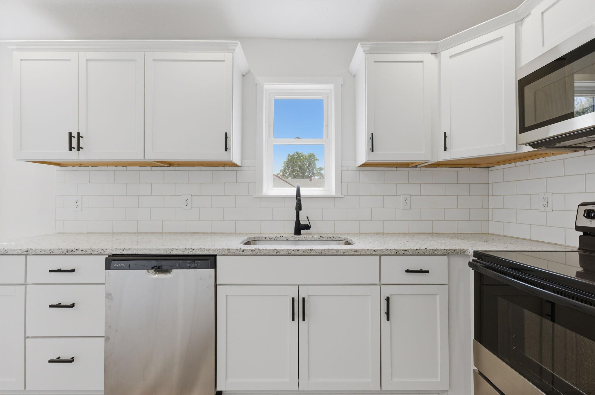 339 S Briarwood Street Norwich KS 67118