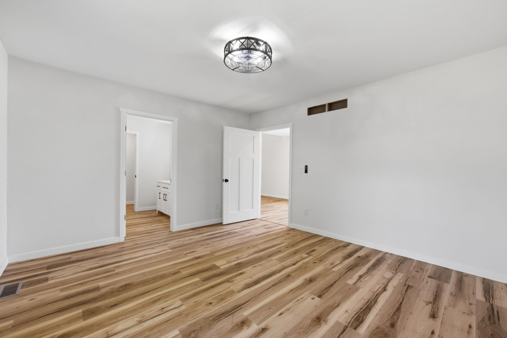 339 S Briarwood Street Norwich KS 67118