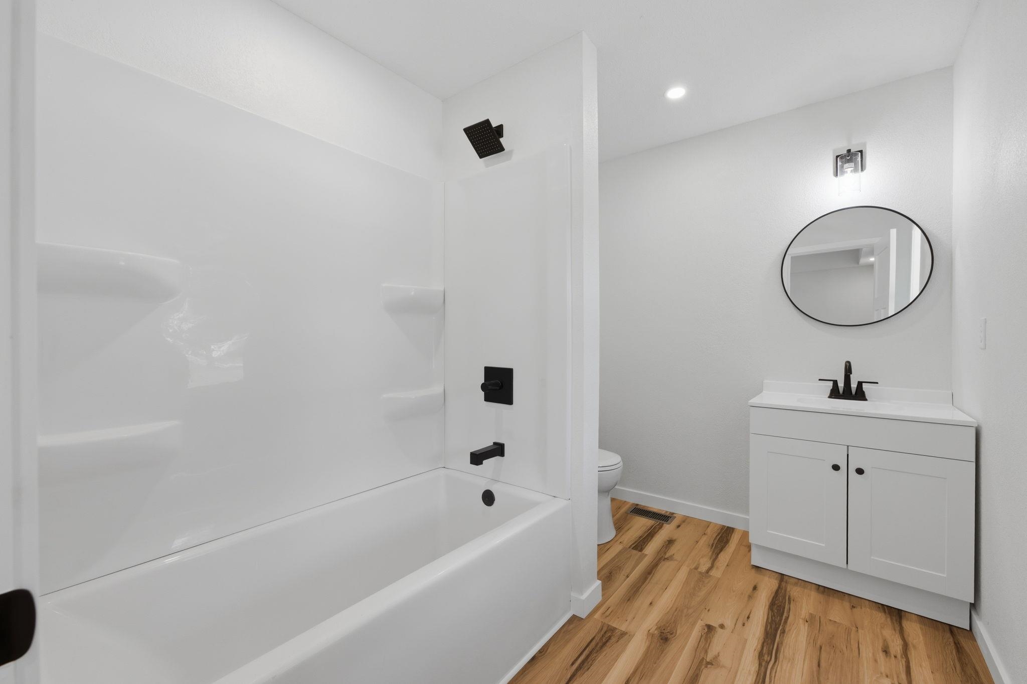339 S Briarwood Street Norwich KS 67118