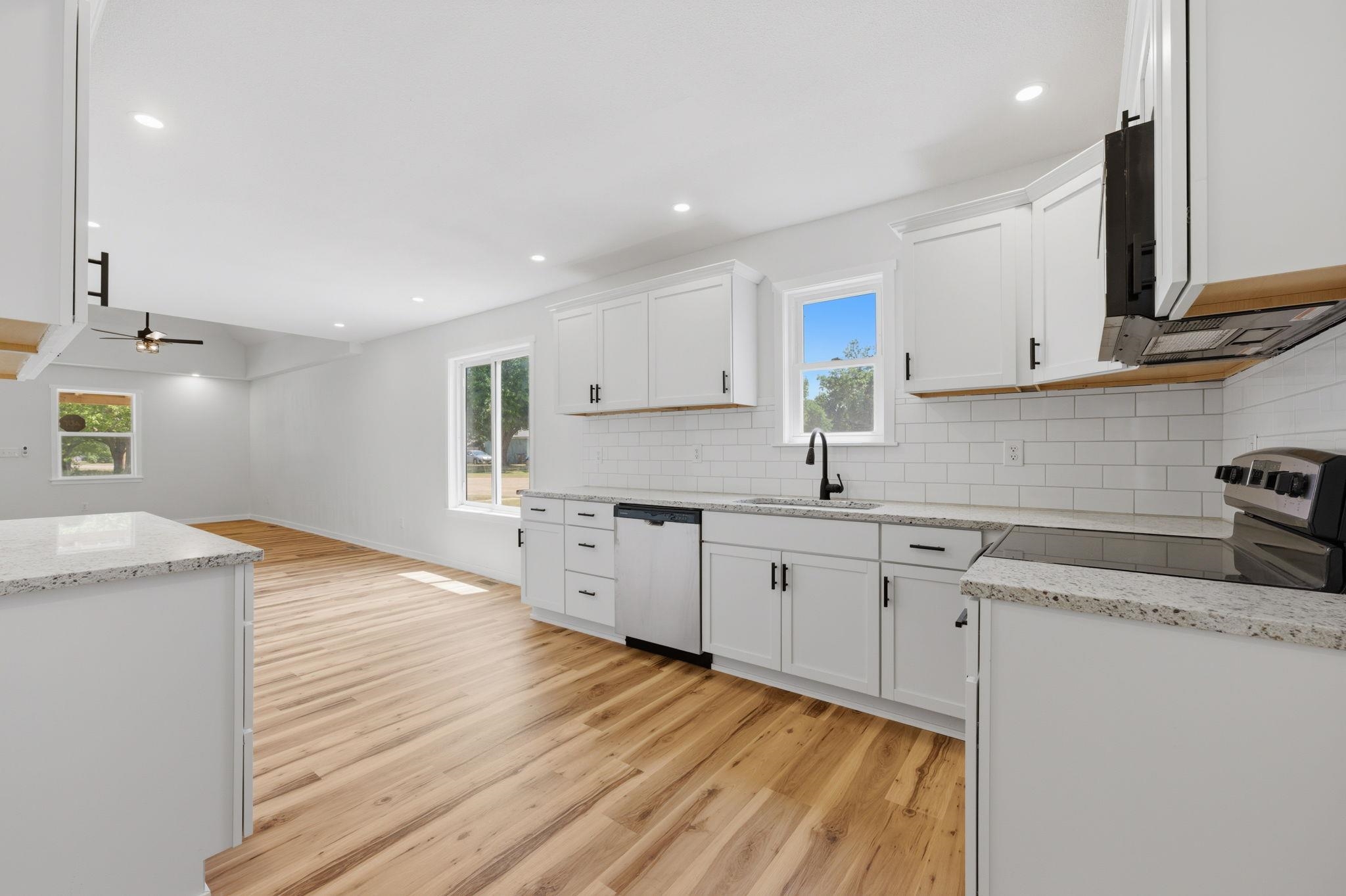 339 S Briarwood Street Norwich KS 67118