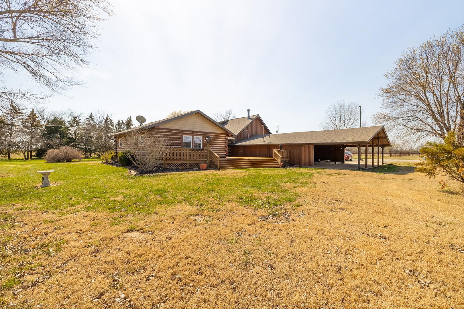 1222 E 110th Belle Plaine KS 67013