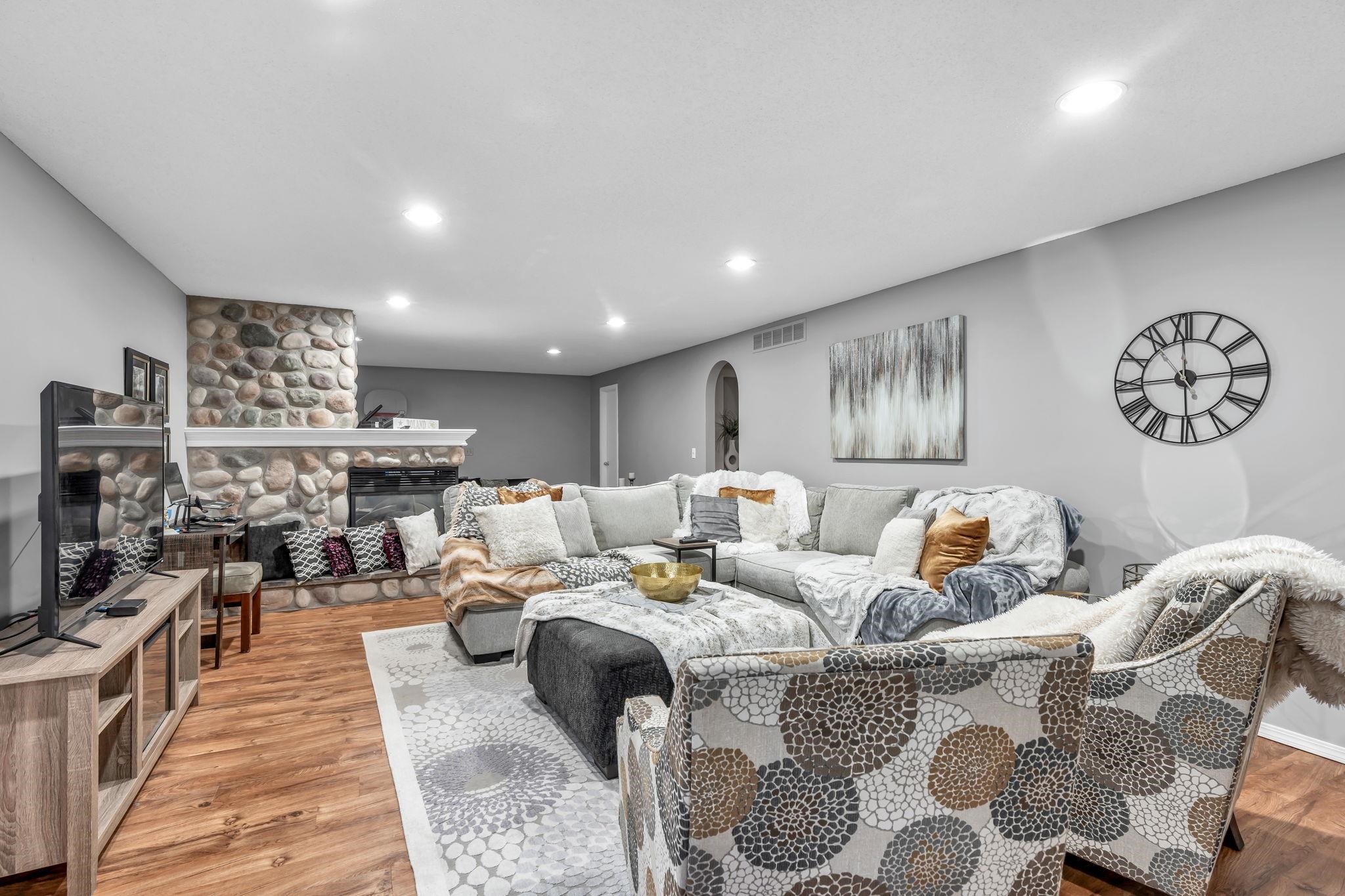 2013 N Grace Avenue Court Andover KS 67002