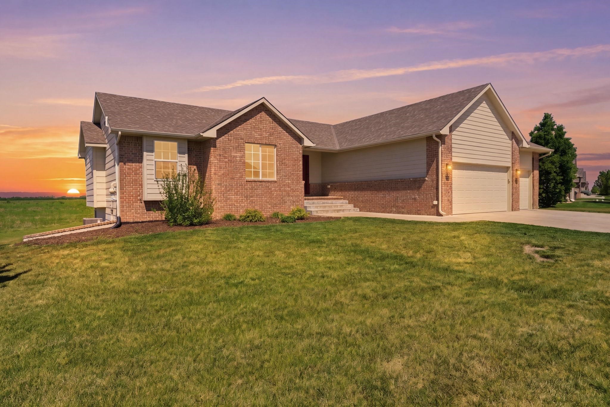 117 Ember Way Hesston KS 67062