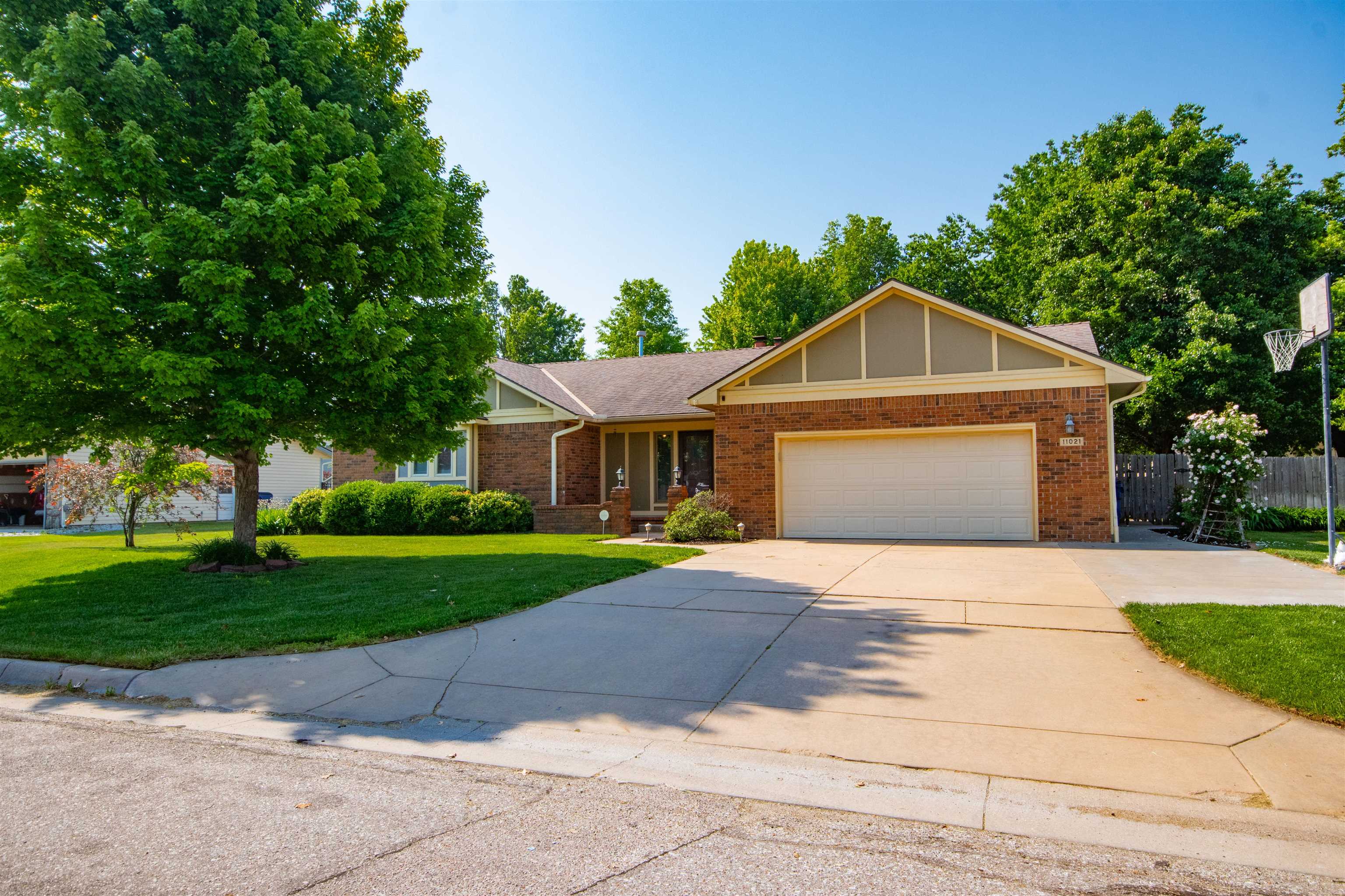 11021 W Rolling Hills Street Wichita KS 67212