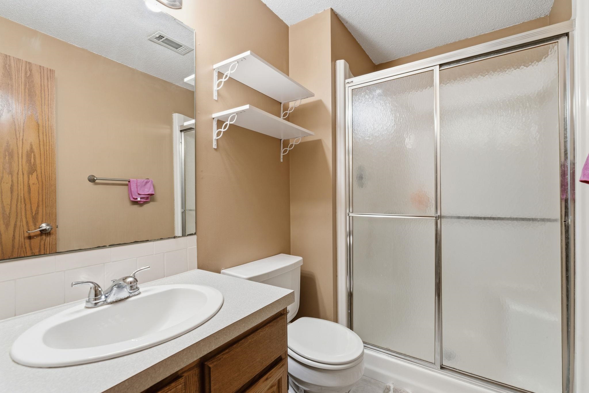 2720 N Beacon Hill Wichita KS 67220